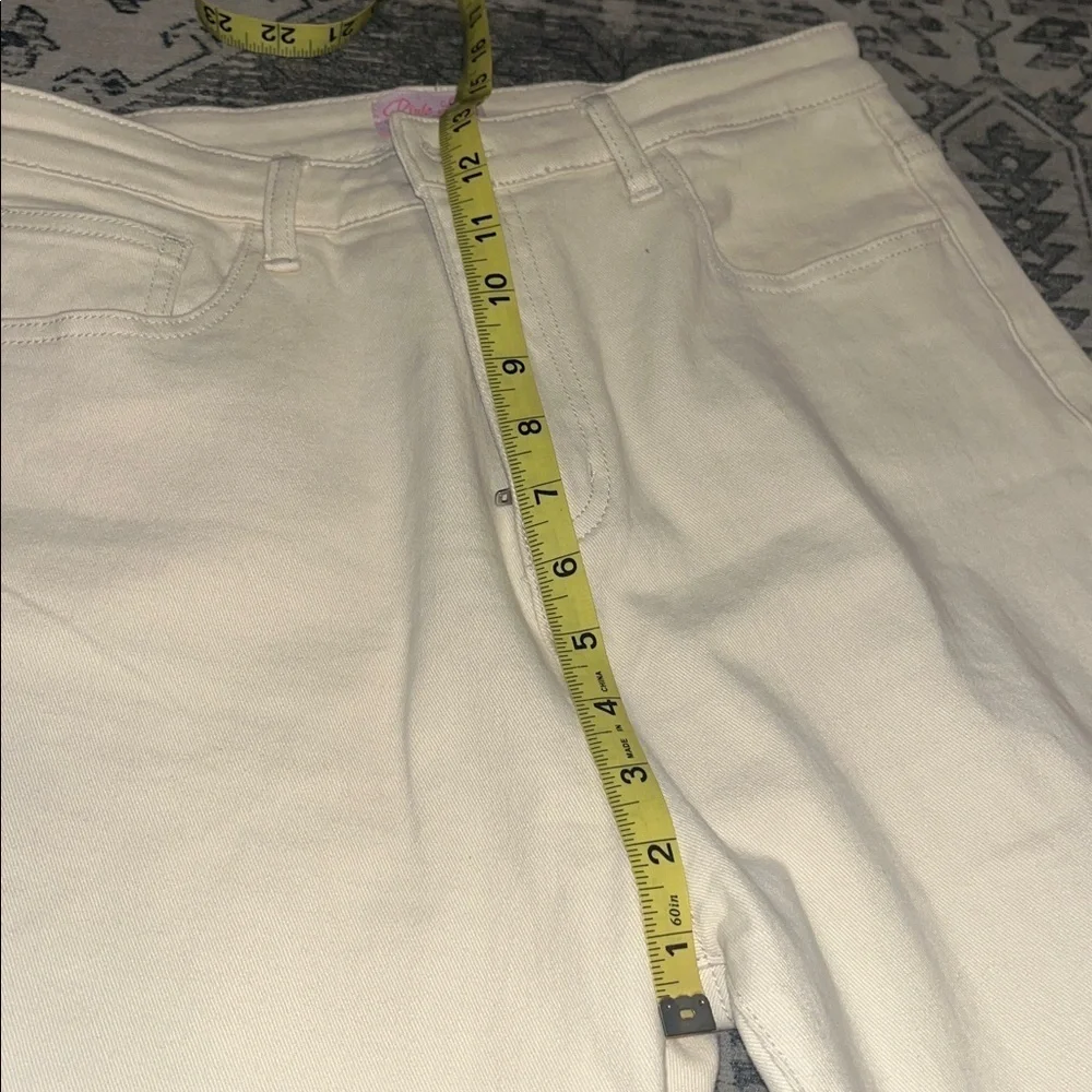 Pink Lily women’s off White Flared Jeans size 29